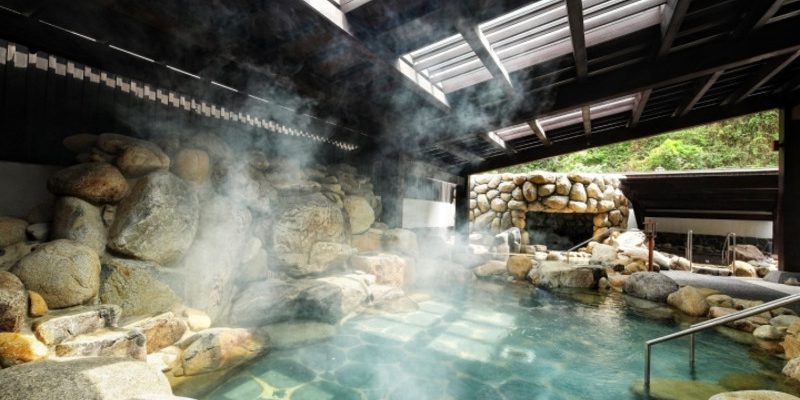 Trải nghiệm tắm Onsen